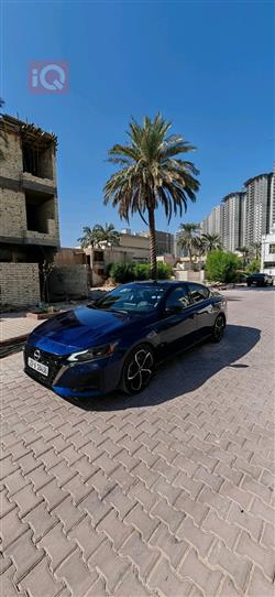 نيسان ألتيما